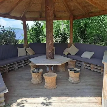 펜션 La Maison Dans Les Pins Ardeche Saint-Thomé